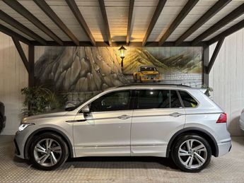  Voir détails -Volkswagen Tiguan 1.5 TSI 150 CV R-LINE DSG à Charentilly (37)