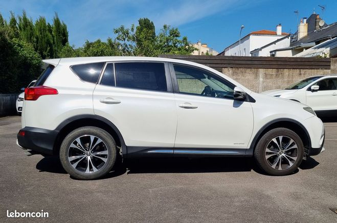Toyota RAV 4 2.0 d-4d 124 cv white edition Blanc de 2016