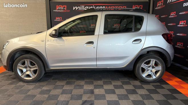 Dacia Sandero Stepway 1.0 ECO-G 100 CH GARANTIE 6 MOIS Gris de 2020