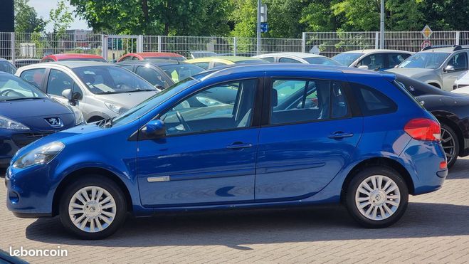 Renault Clio III ESTATE 1.2 i 75 CV CRIT'AIR 2  de 2009