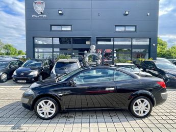  Voir détails -Renault Megane II Coup-Cabriolet 1.9 dCi 1870cm3 120cv à Nouvoitou (35)