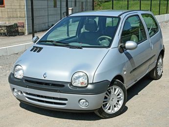  Voir détails -Renault Twingo 1.2i 16S Initiale à Tournai (75)