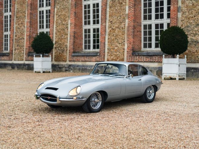 Jaguar E-Type 3.8L FHC GRIS de 1962