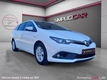  Voir détails -Toyota Auris Touring Sports PRO MY17 Hybride 136h Des à  La Madeleine (59)