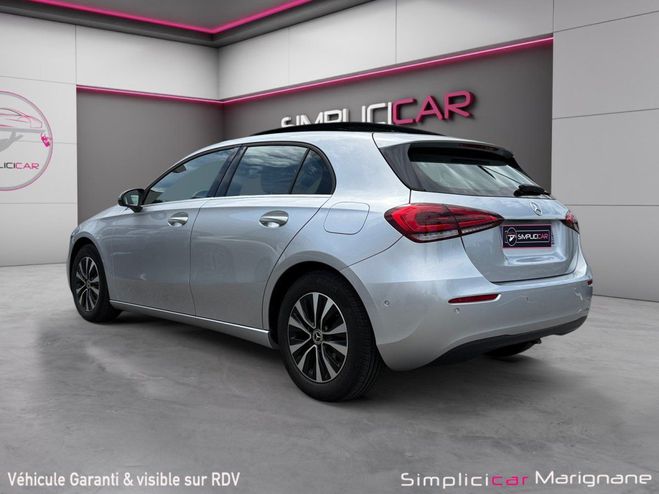 Mercedes Classe A BUSINESS 180d BM6 / TOIT OUVRANT / CARPL Gris de 2020