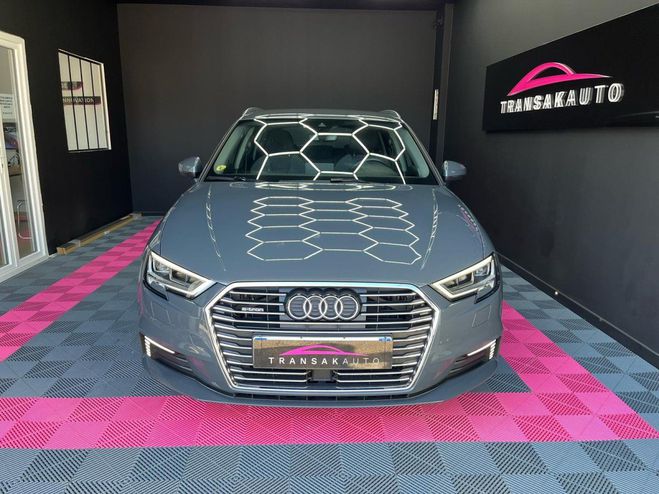 Audi A3 Sportback 40 e-tron 204 S tronic 6 Desig Gris de 2020
