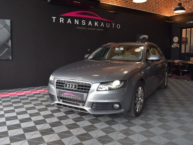 Audi A4 Avant 2.0 TDI 143CH AMBITION LUXE Gris de 2011