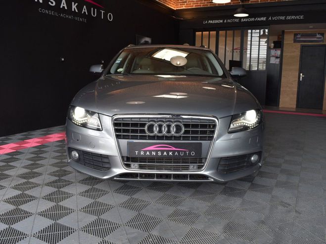 Audi A4 Avant 2.0 TDI 143CH AMBITION LUXE Gris de 2011
