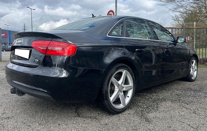 Audi A4 2.0 TDI 143 BOITE AUTO AMBITION LUXE NOI Noir de 2012