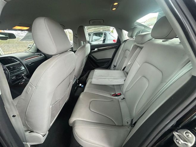 Audi A4 2.0 TDI 143 BOITE AUTO AMBITION LUXE NOI Noir de 2012