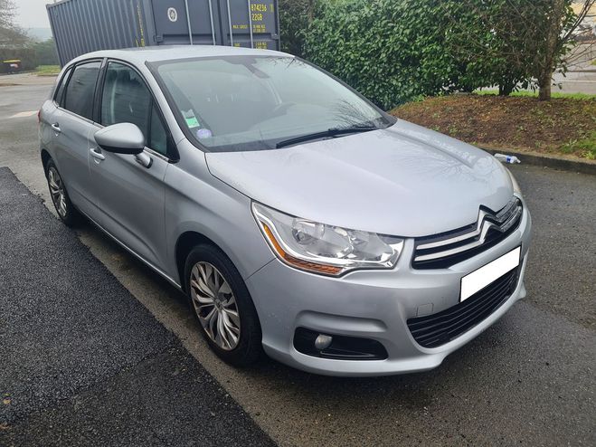 Citroen C4 1.6 16v ATTRACTION CARNET FACTURE Gris de 2012
