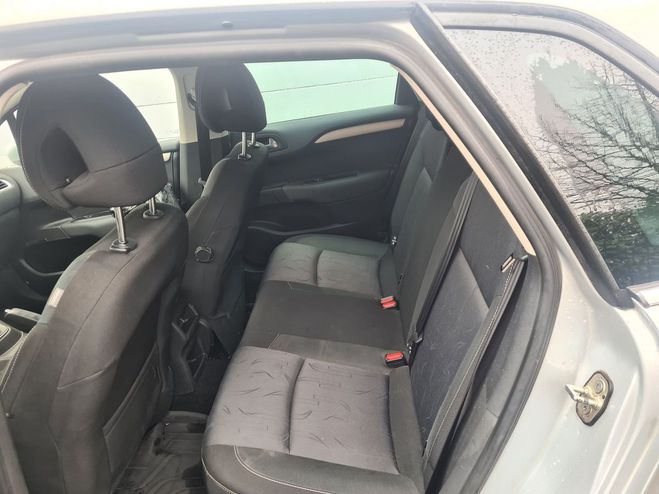 Citroen C4 1.6 16v ATTRACTION CARNET FACTURE Gris de 2012