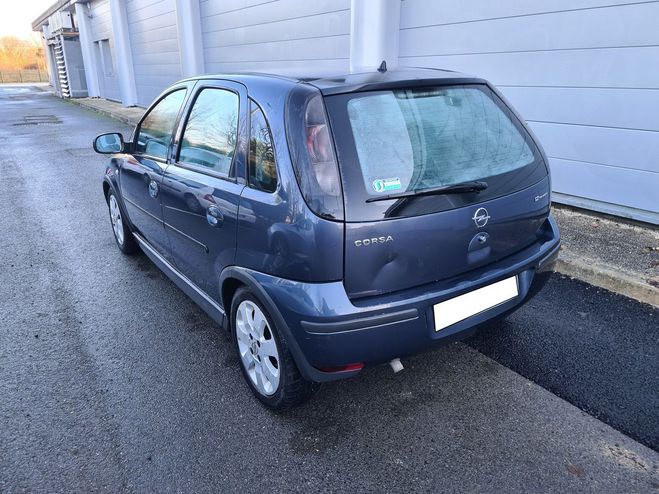 Opel Corsa 1.2 TWINPORT 5 PORTES  1990E  Bleu de 2006
