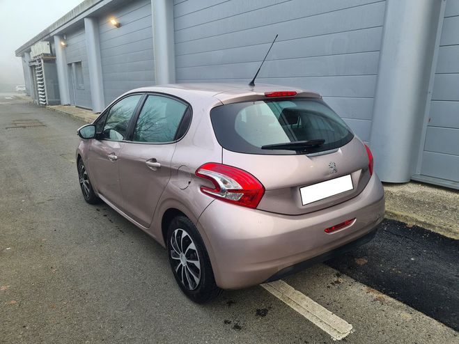 Peugeot 208 1.4 hdi 4 cv busness 6990 Gris de 2013