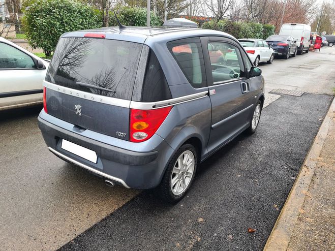 Peugeot 1007 1.4 16v 90 ROXY  Gris anthracite de 2006