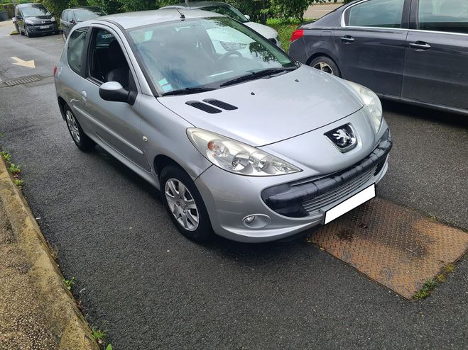 Peugeot 206 1.4 75 CV TRENDY FAIBLE KM HISTOVEHC DIS Gris de 2010