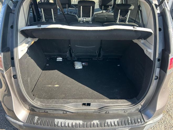 Renault Scenic SCENIC 3 1.5 DCI 110 CV TOMTOM 5 PLACES  Gris anthracite de 2013