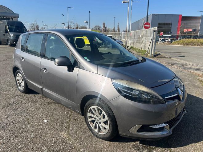 Renault Scenic SCENIC 3 1.5 DCI 110 CV TOMTOM 5 PLACES  Gris anthracite de 2013