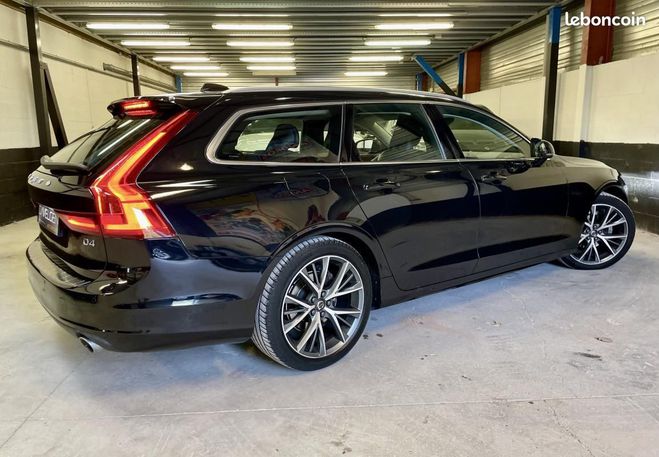 Volvo V90 II D4 2.0 Diesel 190 ch Geartronic 8 Bus Noir de 2019