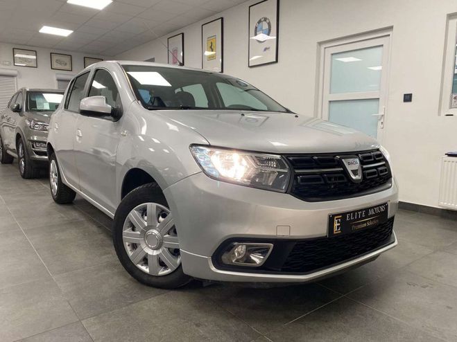 Dacia Sandero 1.5 dCi Laurate AUTO 1erMAIN- ETAT NEUF Argent Mtallis de 