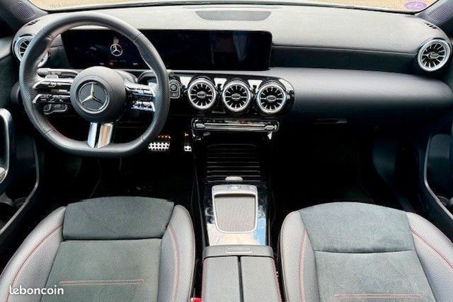 Mercedes Classe A 180 136ch AMG Line 7G-DCT   TOIT OUVRANT Blanc de 2023