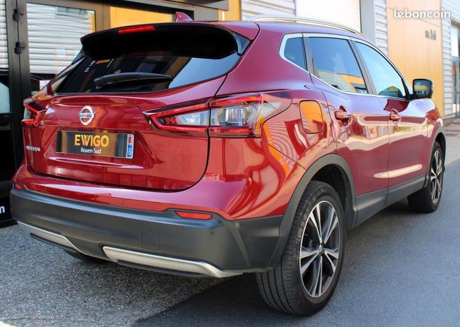 Nissan Qashqai II 1.3 DIG-T 140 ch N-Connecta Rouge de 2021