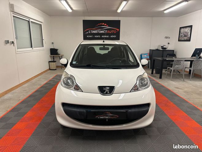 Peugeot 107 1.0 TRENDY  de 2008