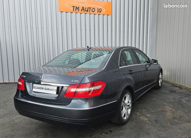 Mercedes Classe E 250 2.2 CDi 204CH BVA AVANTGARDE 188Mkms Gris de 2010