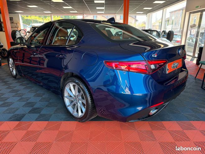 Alfa romeo Giulia Q4 PACK VELOCE 2.0D AT-8 210 cv Garantie  de 2017