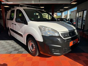  Voir détails -Peugeot Partner II (2)PACK CONFORT 1.6 BLUE HDI 100 RALL à Piennes (54)