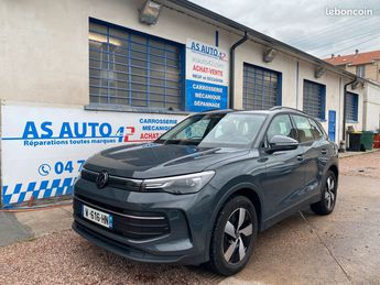  Voir détails -Volkswagen Tiguan 1.5 etsi 150ch elegance dsg7 à  Le Coteau (42)