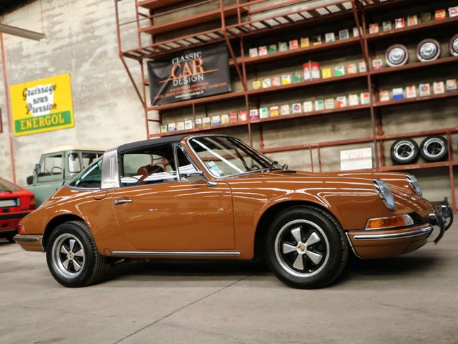Porsche 911 2.4 TE Targa 
