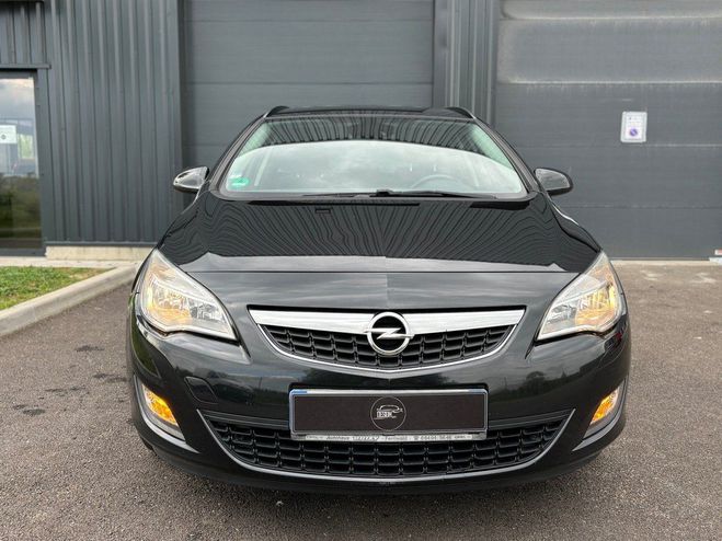 Opel Astra SPORTS TOURER 1.7 CDTI 130 CH DESIGN - C Noir Laqu de 2011