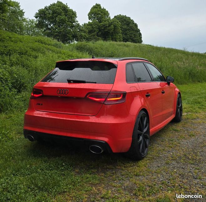 Audi RS3 SPORTBACK 2.5 TFSI 367cv S tronic Suivi  Rouge de 2016