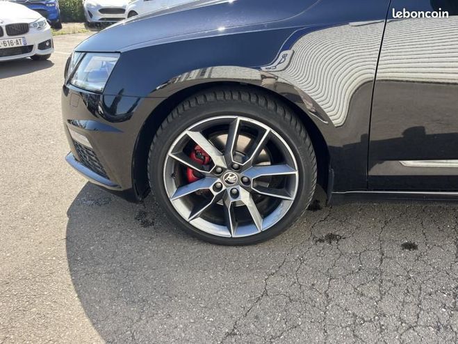 Skoda Octavia Combi 2.0 TDI 184ch SCR RS 4x4 DSG7 Euro Noir de 2020