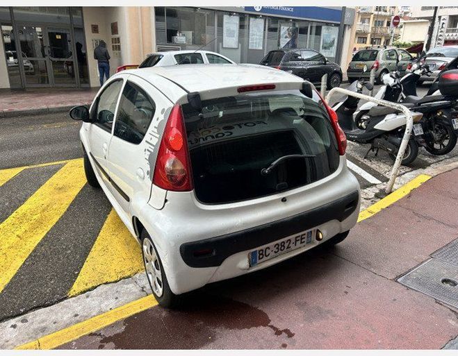 Peugeot 107 1.0 12V URBAN MOVE 5P Blanc de 2010