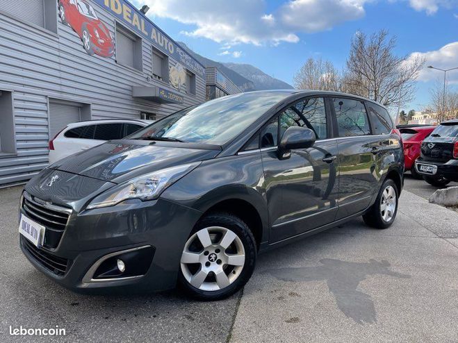Peugeot 5008 1.6 BlueHDi 120ch Access Business GPS LE Gris de 2015