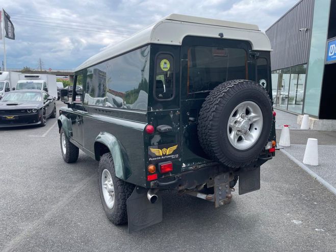 Land rover Defender p110 TD5 VERT de 2001