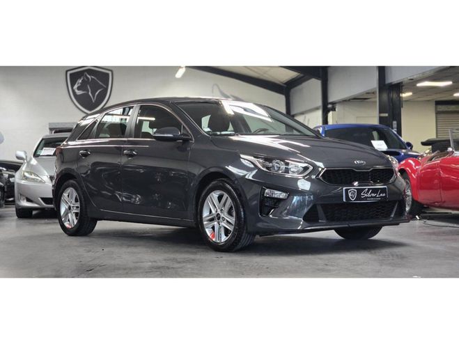 Kia Ceed d D CEED 1.0 T-GDI 120 ACTIVE / ENTRETIE GRIS FONCE de 2019