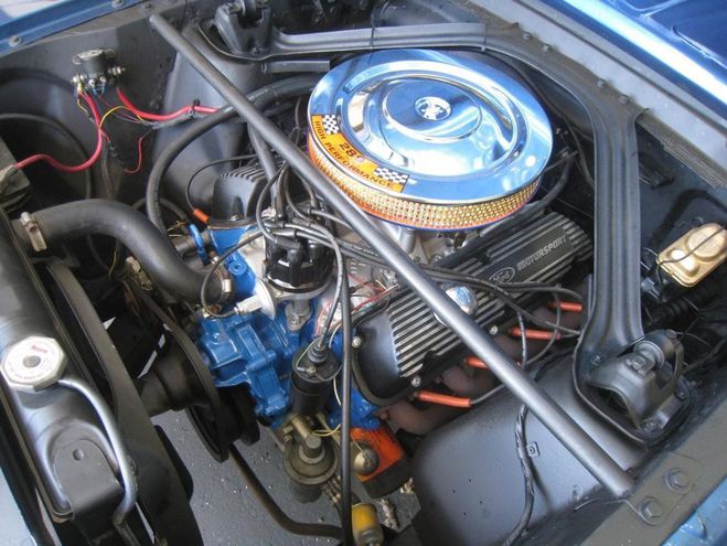 Ford Mustang fastback code A Bleu de 1965