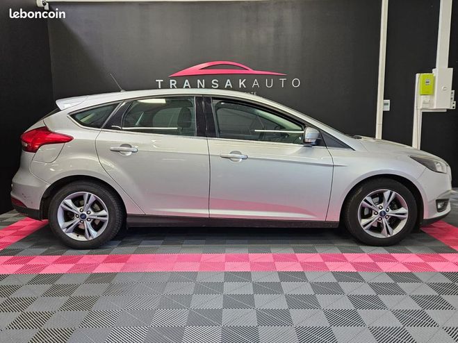Ford Focus 1.0 EcoBoost 125 SS Titanium ORIGINE FRA Gris de 2017