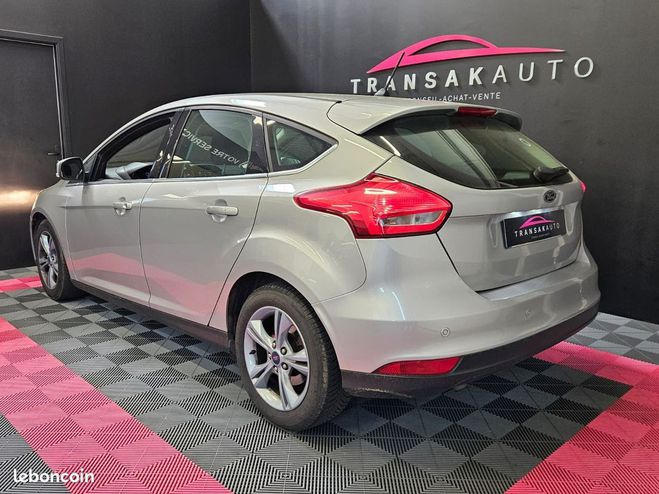 Ford Focus 1.0 EcoBoost 125 SS Titanium ORIGINE FRA Gris de 2017