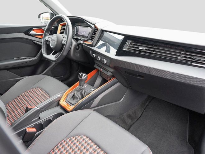 Audi A1 CITYCARVER 30 TFSI 110 ch S tronic 7 Des Noir Mythos de 2021