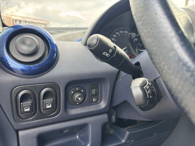 Peugeot 1007 1.6 HDI 16V 110 SPORTY PACK CONOMIQUE  Bleu de 2007
