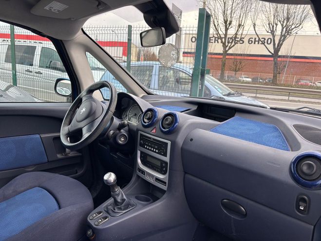 Peugeot 1007 1.6 HDI 16V 110 SPORTY PACK CONOMIQUE  Bleu de 2007