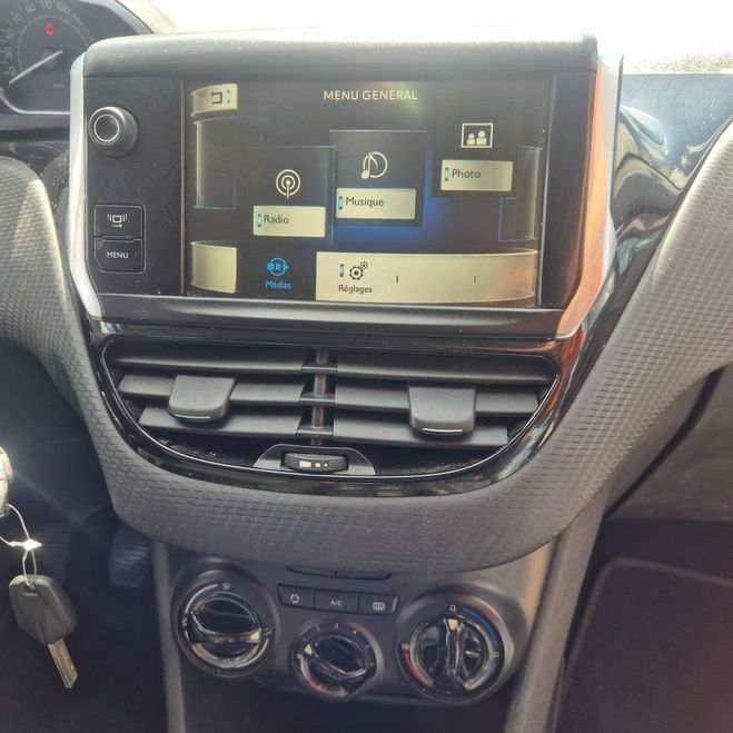 Peugeot 2008 1.6 BLUEHDI 100 ALLURE Gris fonc de 2013