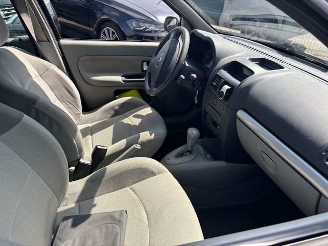 Renault Clio CLIO II 1.4 16S EXTREME 5P BOITE AUTOMAT Noir de 2001