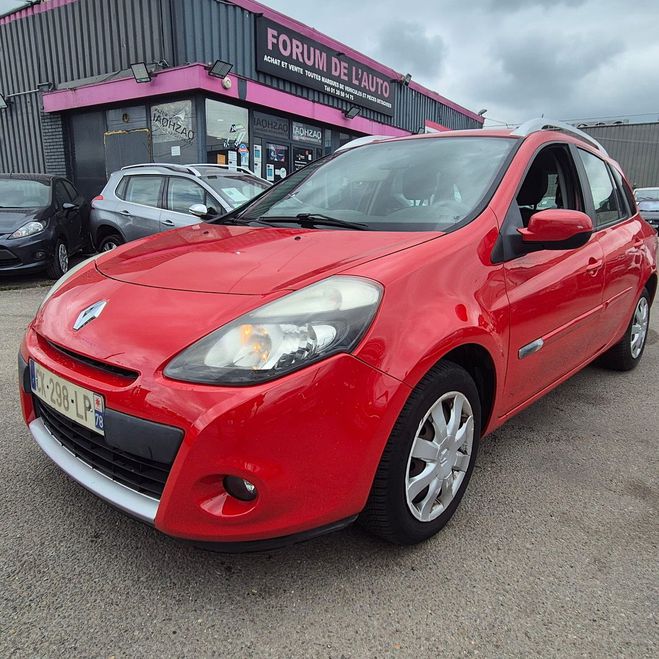 Renault Clio III (2) ESTATE 1.5 DCI 90 EXPRESSION CLI Rouge de 2012