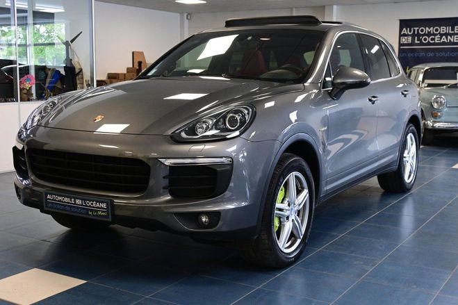 Porsche Cayenne 3.0 V6 416 S E-Hybrid Tiptronic A Gris Fonc de 2015
