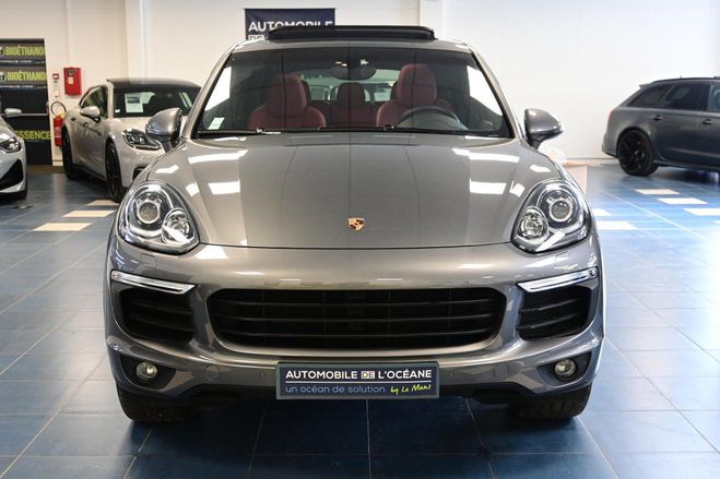 Porsche Cayenne 3.0 V6 416 S E-Hybrid Tiptronic A Gris Fonc de 2015
